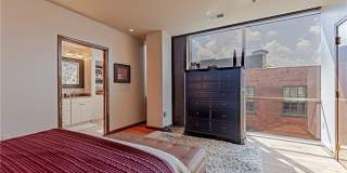 701 W Lakeside Avenue Gallery 15