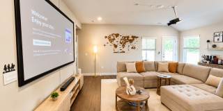 2112 East Urbana Street Gallery 1