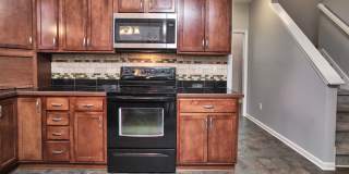 4BDRM, 3.5BA w/Fenced Yard in Sedona Woods! $2900/mo Gallery 32