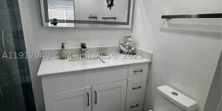 228 Orchid St Gallery 21