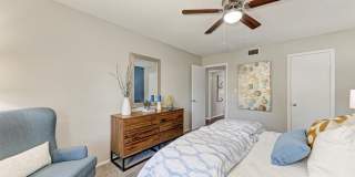 Arbor Walk Apartments Gallery 14