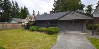 Modern 3 bed/1.75 bath in GREAT Shoreline location!!! Gallery 1