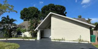 20605 NE 9th Ct Gallery 1
