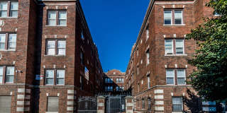 7028 S Clyde Gallery 12