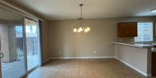 Spacious SW Bakersfield Home! Gallery 5