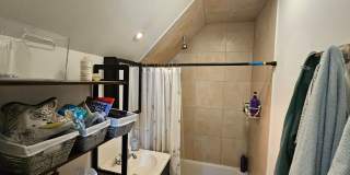 1.5 Bed Spacious Top-Floor Allston apt! Gallery 15