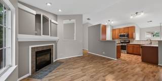 3 Bedroom Home in Streamwood! Gallery 3