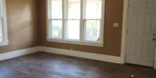 Large 4 Bedroom House Gallery 1