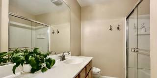 3329 Bromley Lane Gallery 21