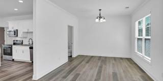 Modern Townhome in Rosewood – Walk to USC, Dining & More! Gallery 10