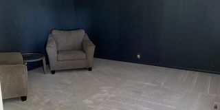 Fully Updated 3 Bedroom 3 Bath Townhouse with 2 Stall Attatched Garage Gallery 7
