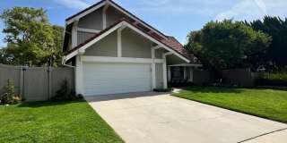 Camarillo - Four bedroom, 2.5 bathroom, plus loft Gallery 1