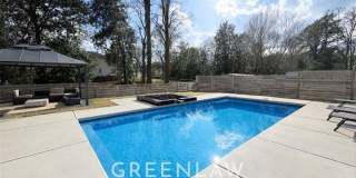2785 Memorial Drive SE Gallery 19