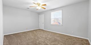Cozy Two Bedroom Apartment Gallery 46