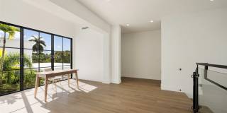 885 NE 76th St Gallery 25