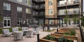Aspendale Centennial 60+ Active Adult Apartment Homes Gallery 8