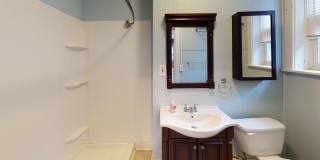 Sunny 1BR in East Rock | Hot Water & Gas Included | Walk to Yale Gallery 1