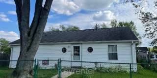 Cozy 3BR/2BA Home with Deck & Yard – Great Greenfield Location Gallery 1