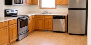 1031-1033 Pleasantview Gallery 1