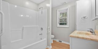 5-Bedroom Rental Near TCNJ | Spacious Layout, Parking, Yard & Deck Gallery 16
