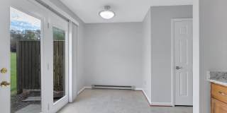 Linden At Elmtree Gallery 7