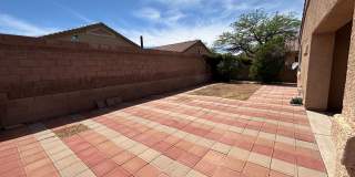 Spectacular 4 Bed/2 Bath House in Rita Ranch! Two Separate Living Areas!! Gallery 21