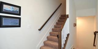 4-Level Furnished townhome! Gallery 17