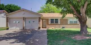 4918 55th Street Gallery 1