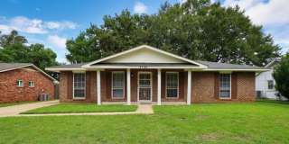 5731 Roxboro Drive Gallery 1
