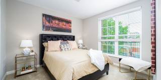 River & Rich Gallery 18