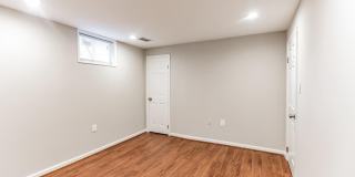 5335 LAKE COVE Court Gallery 26