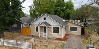 319 15th Ave SE 319 15th Ave SE Gallery 1