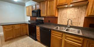 2 Bedroom, 1 Bath Condo Gallery 6
