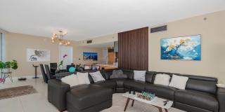 465 Brickell Avenue Gallery 6