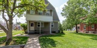 Large Centrally Located Home for Rent! Gallery 7