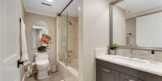 277 S Spalding Drive Gallery 24