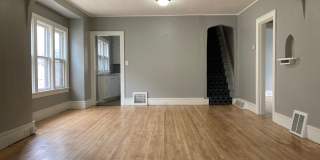 Charming 4 Bedroom 1 Bathroom Home in St.Cloud! Gallery 1