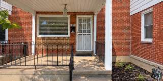 Charming 3-Bedroom Home with Hardwood Floors & Covered Parking Gallery 1