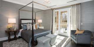 3000 Royal Court Gallery 17