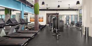 Queens WeHo Gallery 22