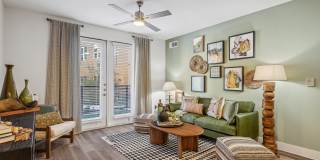 Heritage McKinney Square Gallery 3