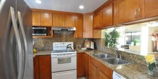 COMING SOON! | $3290 / 3 BR - GORGEOUS NEWARK TOWNHOME Gallery 1