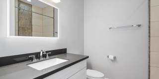 1214 W 5th Street Gallery 8