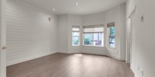 207 3rd Street Gallery 7