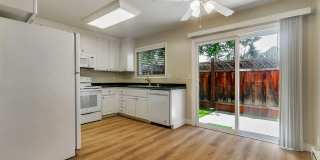 240 Union Ave Gallery 23