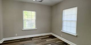 Charming Remodeled Home Off Madison Street Gallery 17