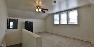 Central Campus - LARGE 4 Bedroom House with off-street parking Gallery 24