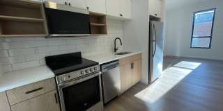 104 Howe Gallery 22