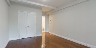 204 W 70th St Gallery 4