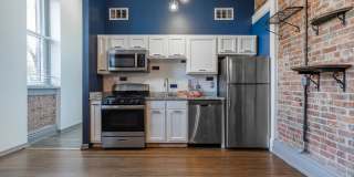 The Maven @806 Gallery 1